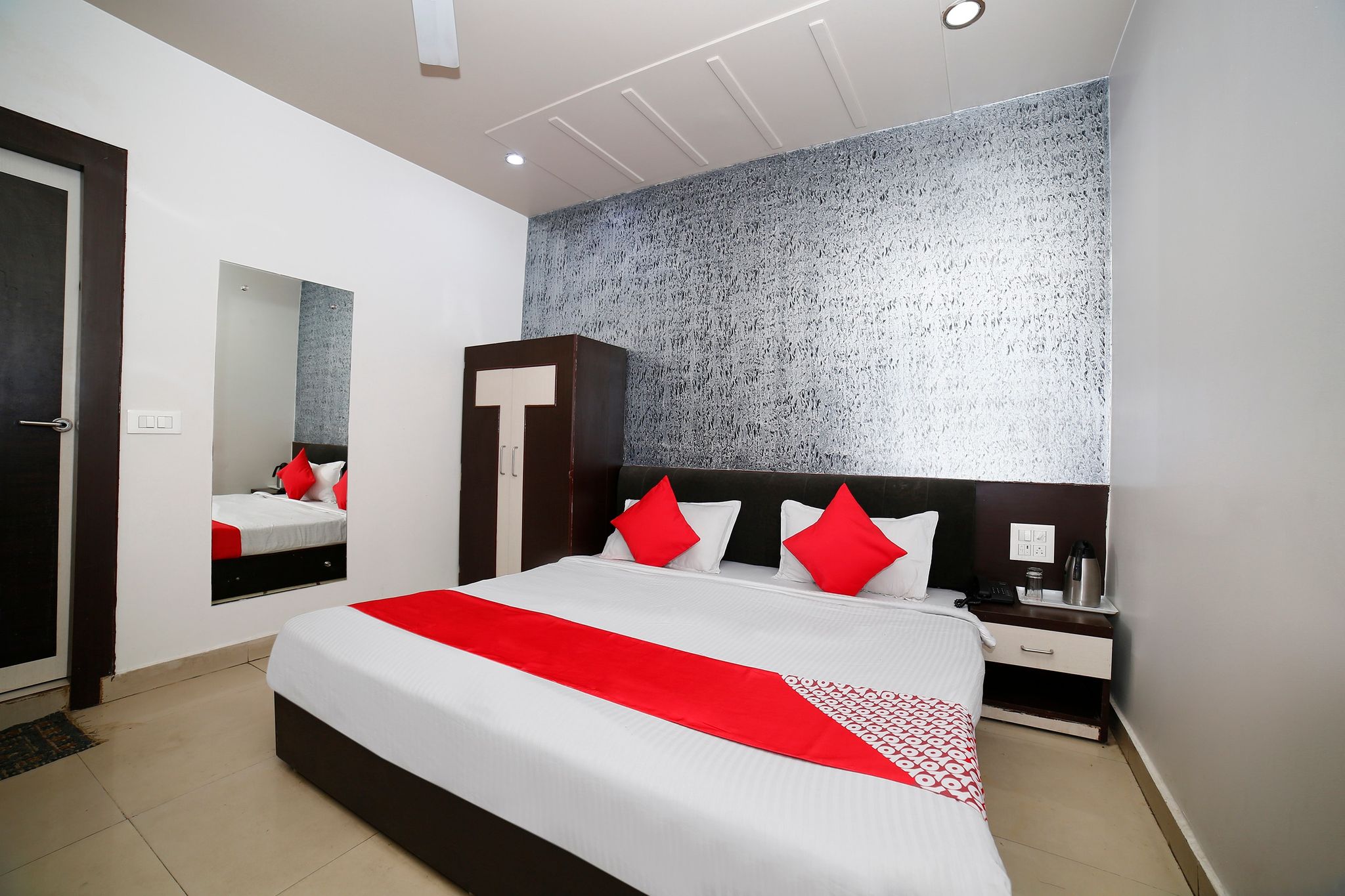 Collection O Om Residency Classic 20