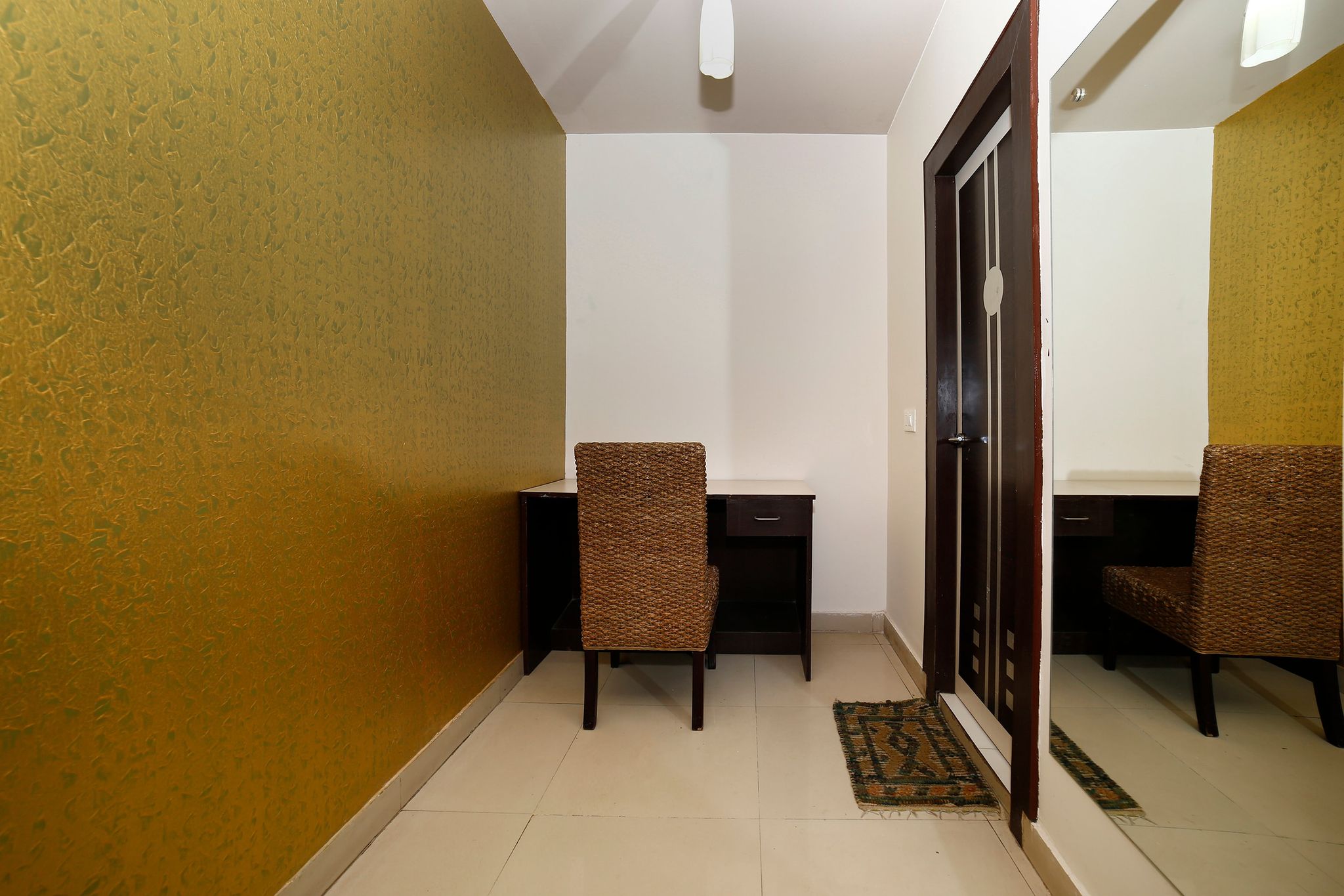 Collection O Om Residency Classic 49