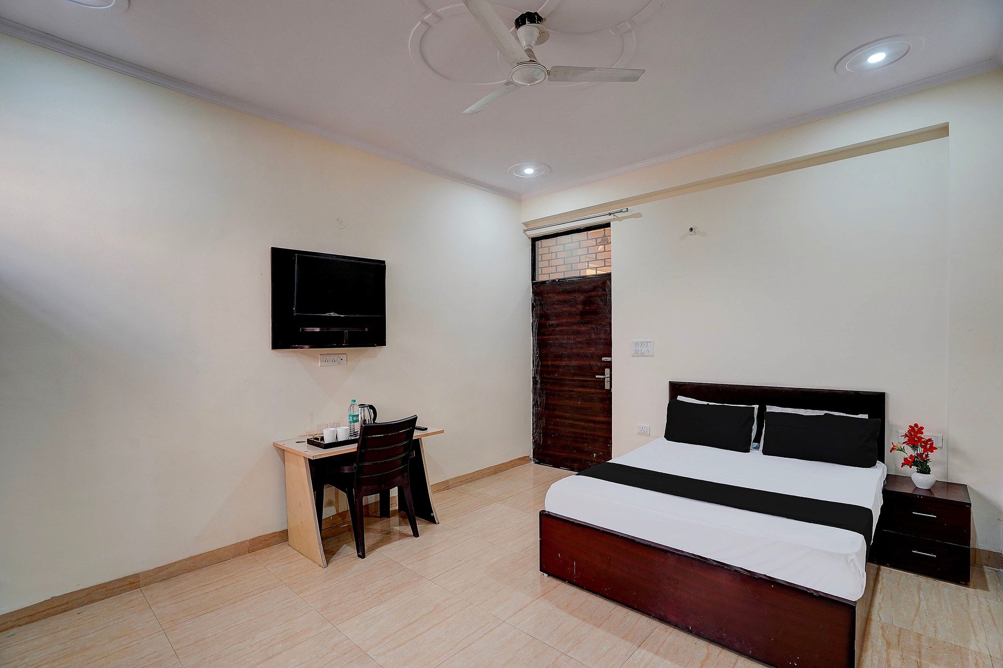 Collection O Hotel Villa Vista Classic 13