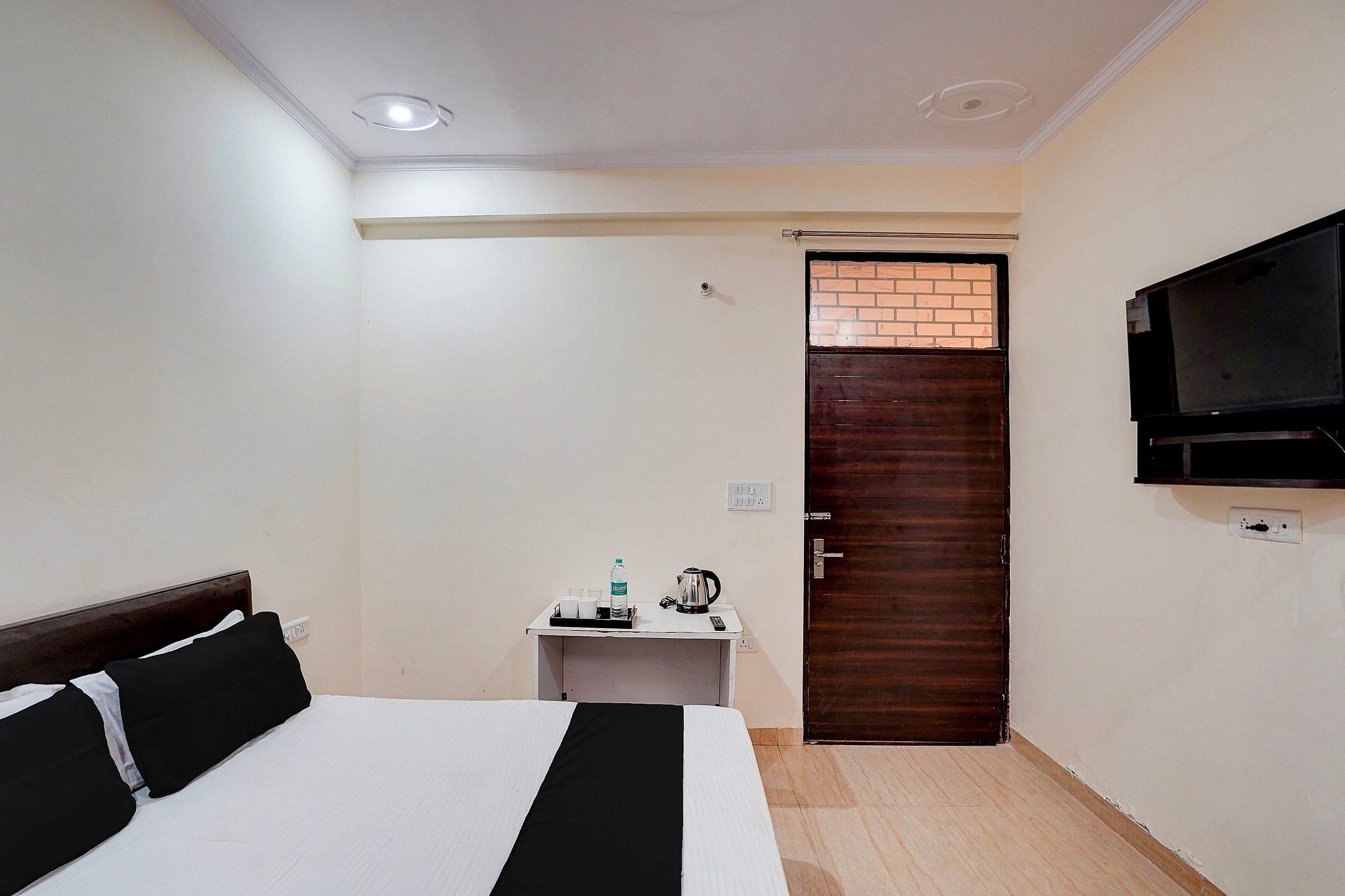 Collection O Hotel Villa Vista Classic 12