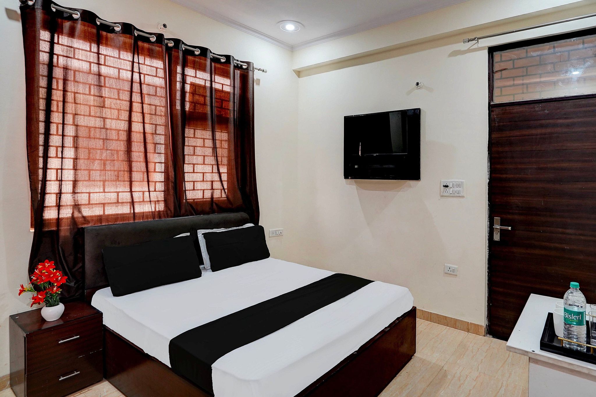 Collection O Hotel Villa Vista Classic 6