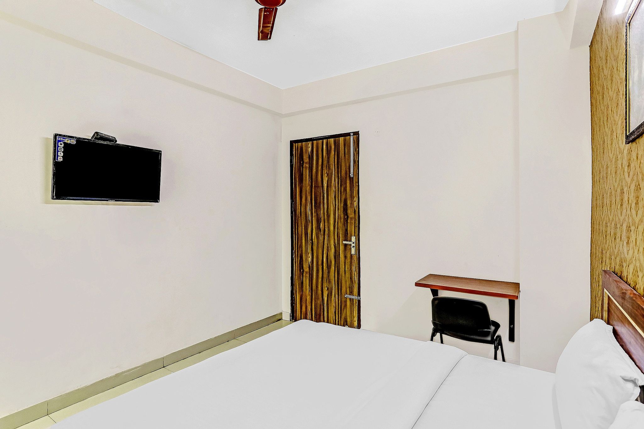 Hotel Aditya Residency sector 66 Noida Classic 31