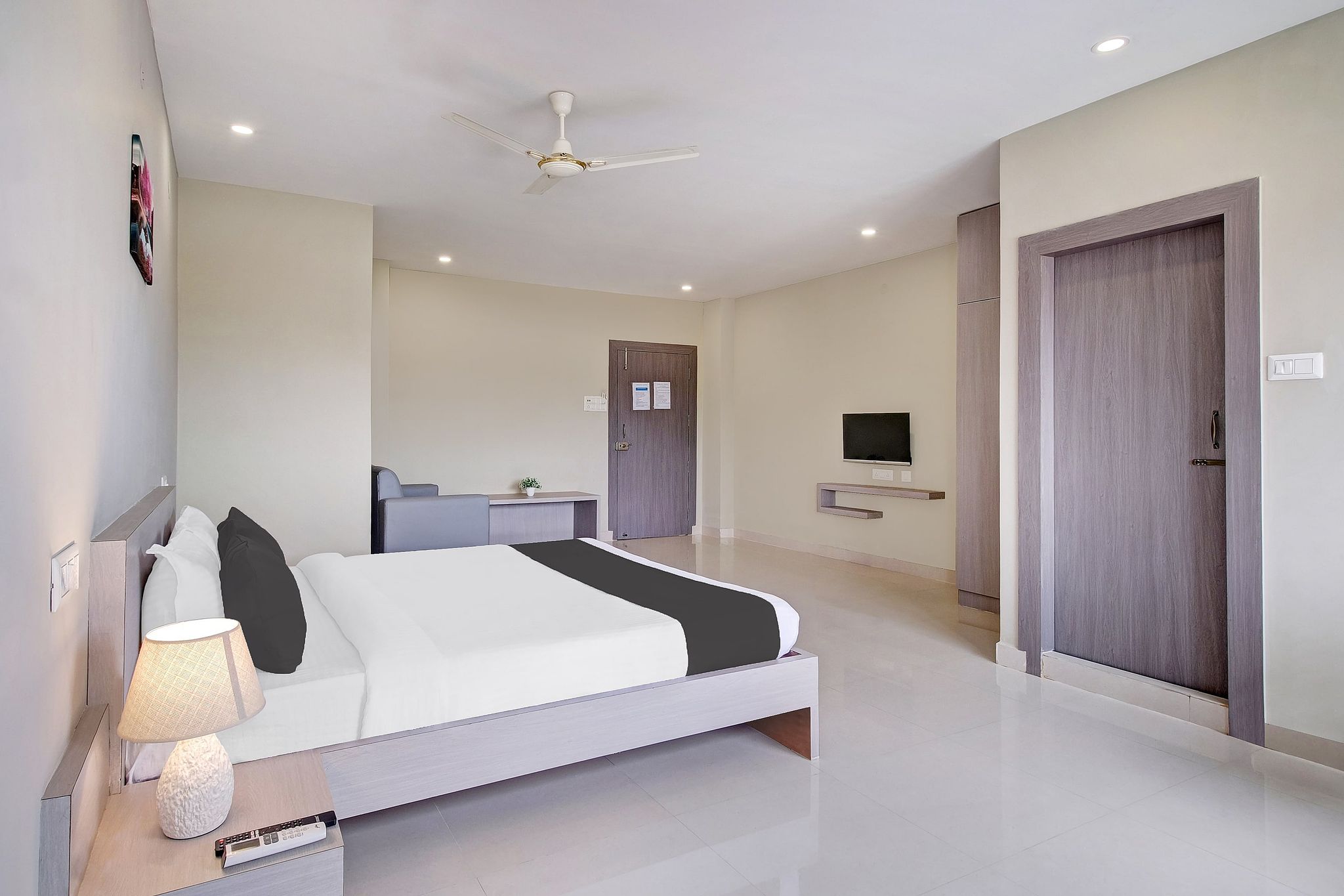 Super Collection O Guwahati ISBT Classic 11