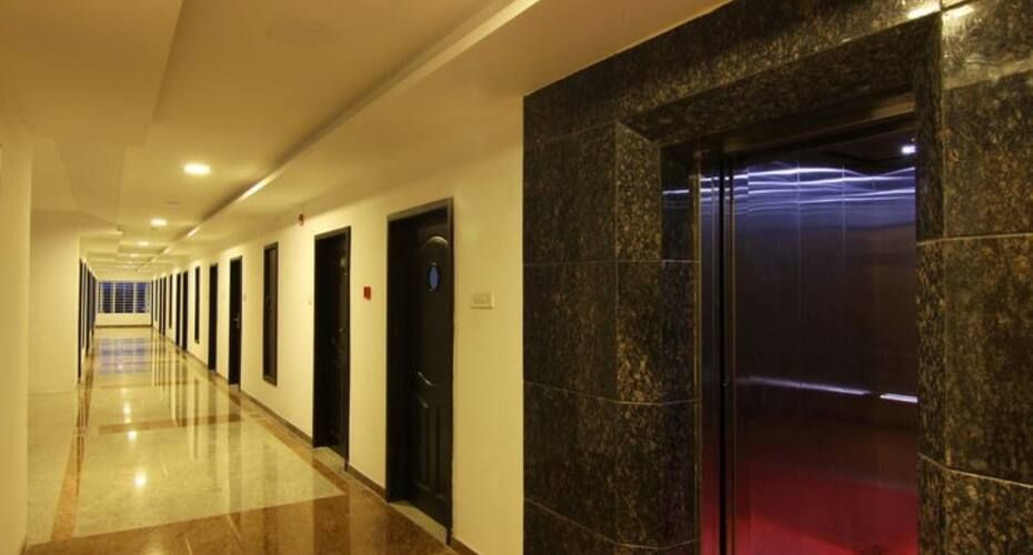 undefined Hotel Annamalai International 4