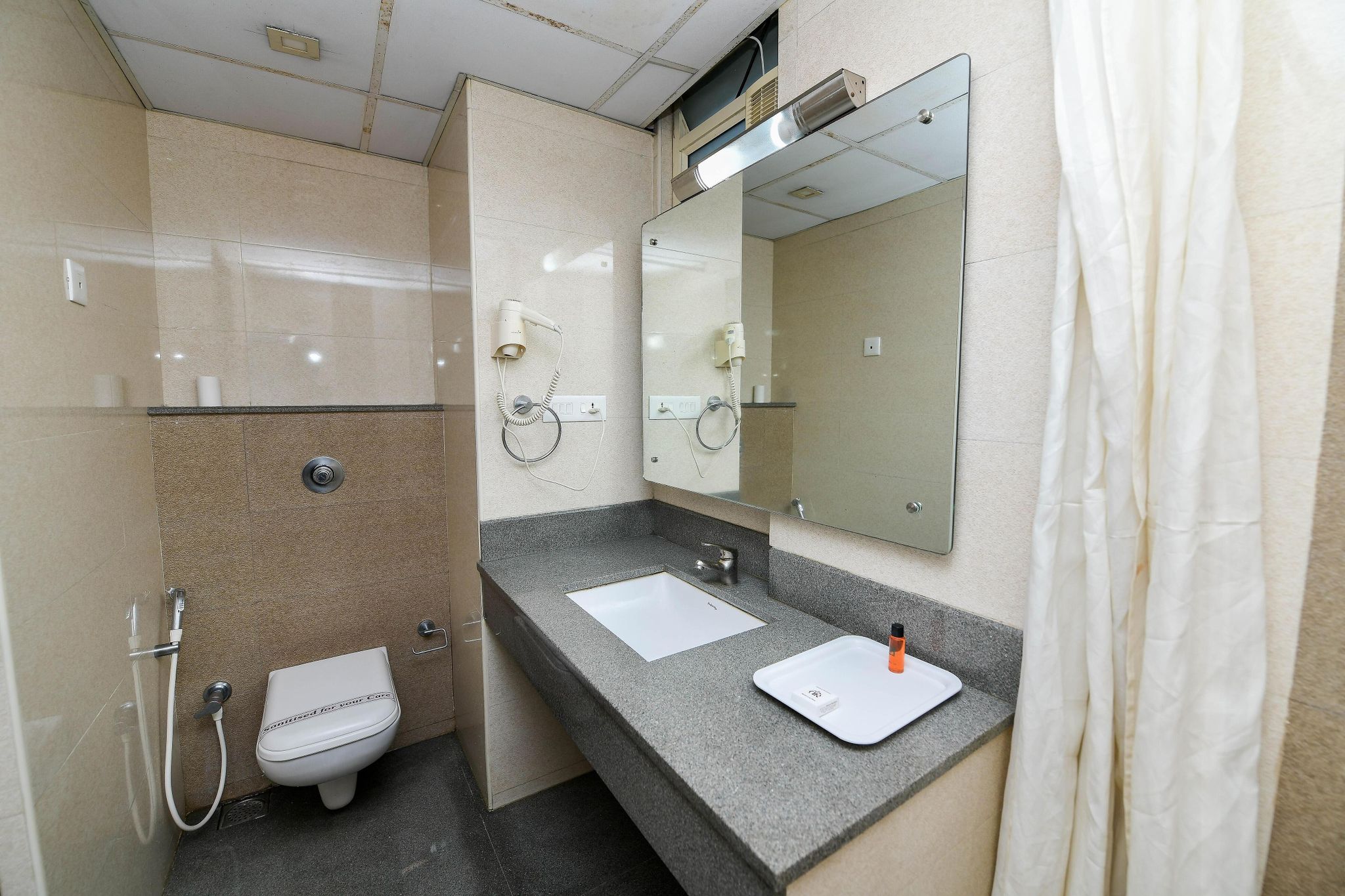 National Residency Premier Room 11