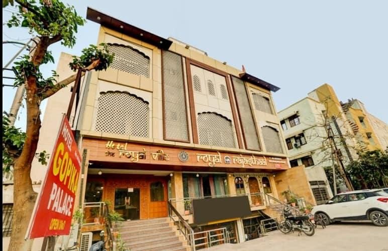 FabHotel Royal Ville