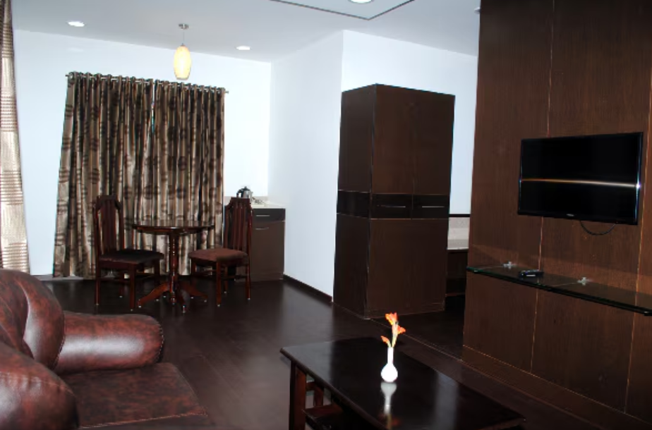 RT Hill View Suite Room