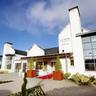 La Mon Hotel And Country Club