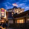 Sumitel Hotel 500 meters from Mall Road