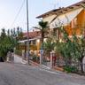 Belvilla by OYO Pleasant Apartment With Courtyard