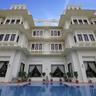 Swaroop Vilas - Lake Facing Boutique Hotel