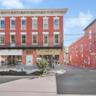 1878 RiverRun B&B - Waterfront, Self-Serve Breakfast, WiFi, Trail and River access